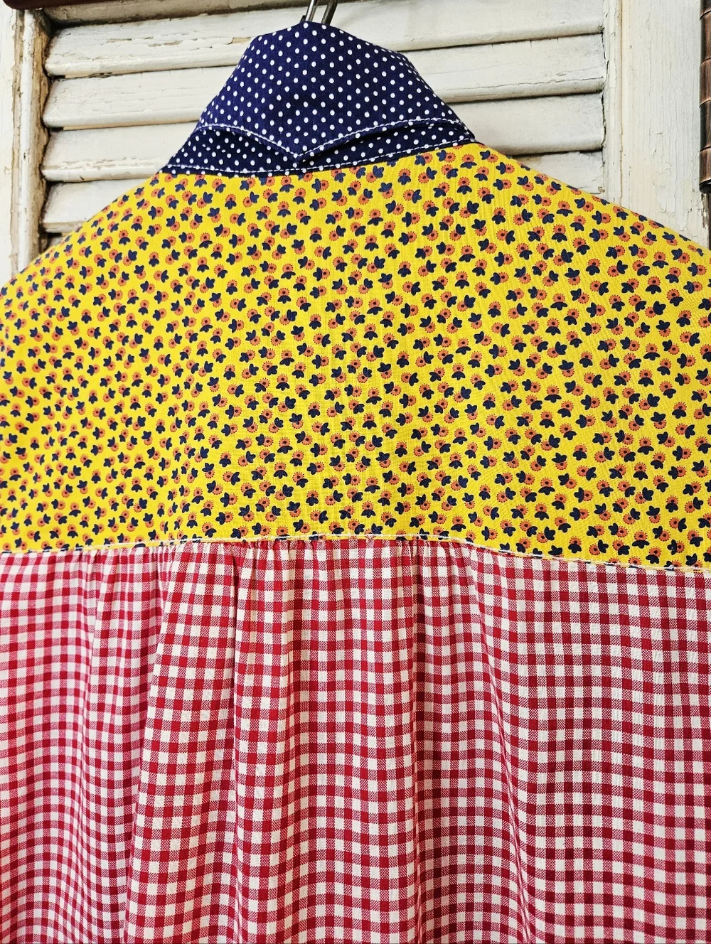 Vintage 70s The Cottager Pointed Collar Button Up Blouse Patch Pockets Small - Picture 11 of 16